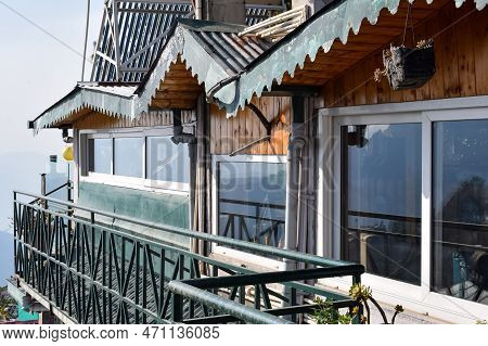 Early Morning View Of Modern Rooftop Restaurant At Kasauli, Himachal Pradesh In India, View Of Mount
