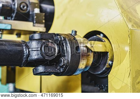 The Working Area Of Cnc Multiform Spring Coiling Machine Close Up