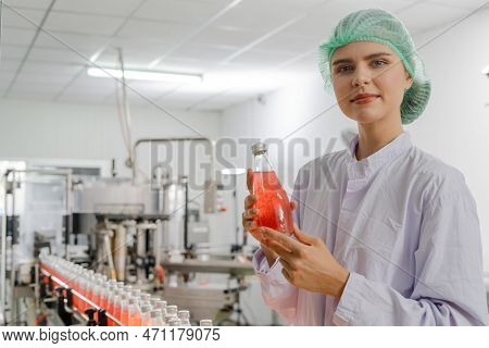 Quality Supervisor Or Food Or Beverages Technician Inspection About Quality Control Food Or Beverage