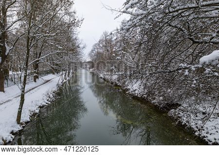 Winter Landscape With Snow. Beautiful Park With Trees - Straznice - Czech Republic
