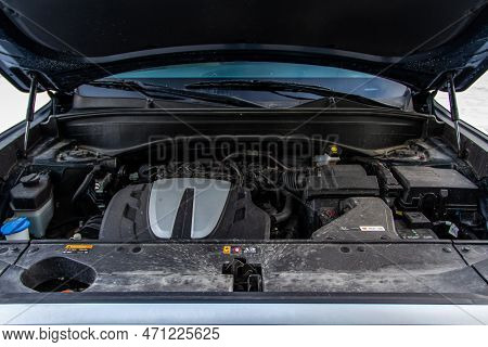 Moscow, Russia - December 18, 2021 Hyundai Palisade (lx2) Engine. Suv Car With Open Hood. Car Engine