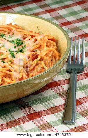exquisite Nudeln mit frischen Tomaten sauce
