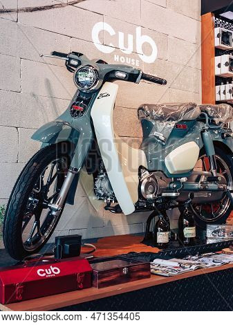 Nakhon Pathom,thailand-january 7, 2023 : View Of Honda Super Cub C 125 Motorcycle Classic 125Cc. Col