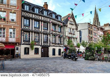 Rouen, France - August 31, 2019: This Is The Old Lieutenant Aubert Square Surrounded By Medieval Hal