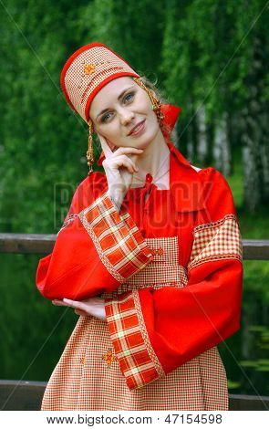 Portret młodej kobiety, piękne