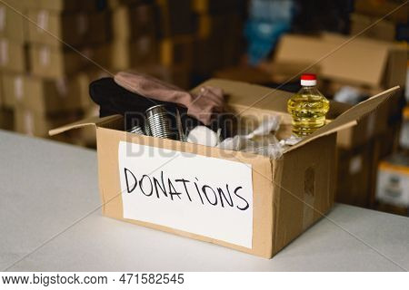 Donation Food And Cloting For Refugees, Support Of War Victims, Helping People, Charity. Humanitaria