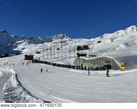 Carmenna High Speed Chairlift (detachable) With Bubble (carmenna - 4er Hochgeschwindigkeits-sesselba