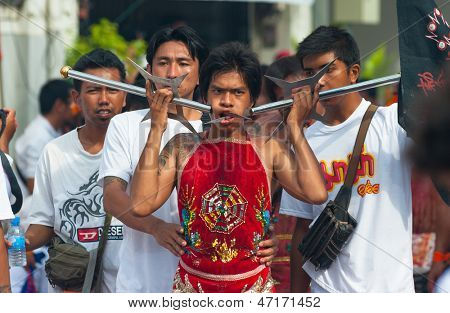PHUKET, Thajsko - 23 října: neznámý účastník průvodu 23 října 2012 vegetarián Festiva