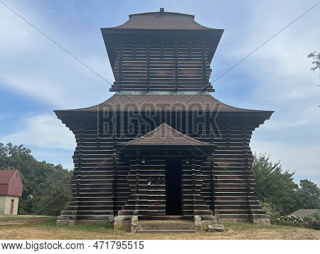 Stratford Ct - Sep 4: Redwood Building At Boothe Memorial Park & Museum In Stratford, Connecticut, A