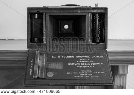 Pitney.somerset.united Kingdom.january 29th 2023.close Up Of A Number 2 Model A Folding Brownie Came
