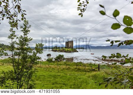 The Castle Stalker