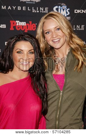 Jamie and Andrea Anderson at the Teen People 2003 Artist Of The Year and AMA After-Party, Avalon, Hollywood, CA 11-16-03