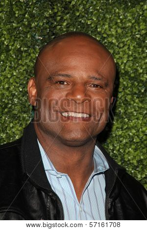 Warren Moon  at the Black Eyed Peas 7th Annual Peapod Benefit Concert, Music Box, Hollywood, CA. 02-10-11