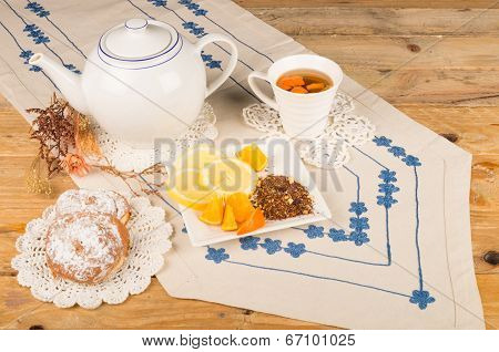 Citrus roibos tea