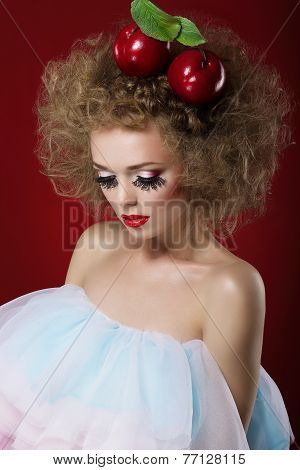 Mummery. Artistic Dreamy Woman With Red Apples
