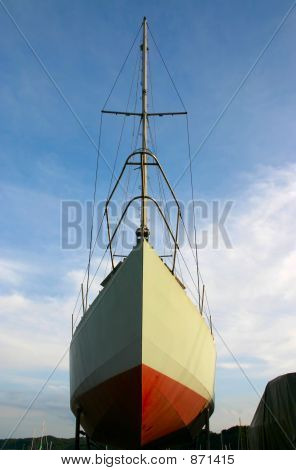 sejlbåd i dock