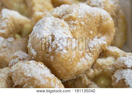 italian cream puffs with custard filling or st. joseph's day pastries