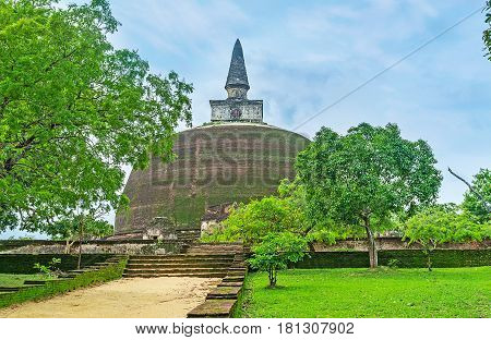 The Way To Old Stupa