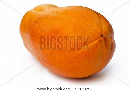 Oranžové papája na bílém pozadí