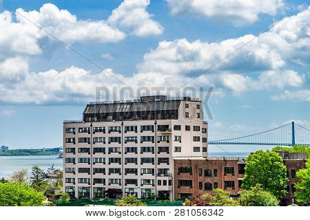 View From Staten Island To Brooklyn Via Upper Bay And Verrazzano Narrows Bridge.