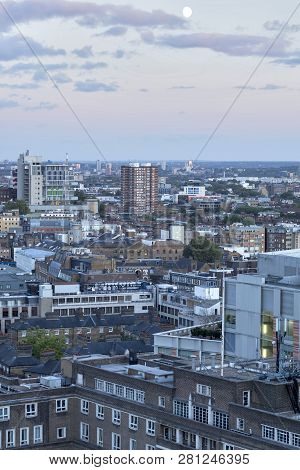 Tourists On The Tate Modern Observation Deck On The Top Of The New Switch Building Extension