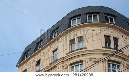 Altes Gebäude In Wien In Der Innenstadt