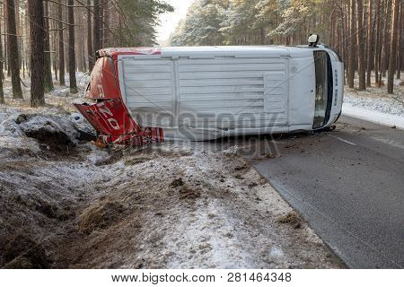 Podlesie, Pomorskie / Poland - January, 30, 2019: A Road Accident Of A Delivery Vehicle On An Icy Ro