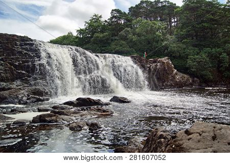 The Irish Waterfall Aasleagh (irish Eas Liath) Is Located In Northern Connemara And Is Fed By The Ri