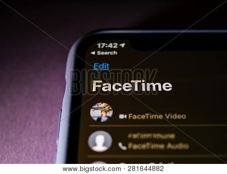 Paris, France - Jan 30, 2018: Face Time Call On The Apple Iphone Xs With Facetime Video And Audio Th