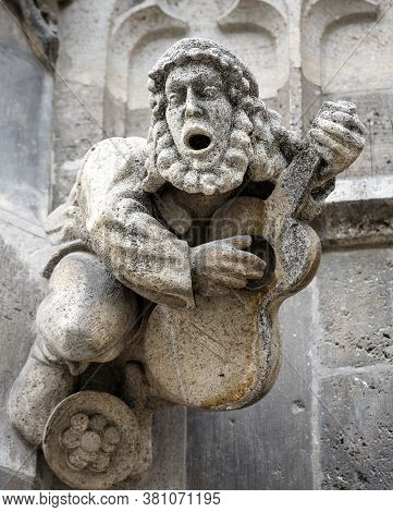 Rathaus Or New Town Hall On Marienplatz Square, Detail With Gargoyle, Munich, Bavaria, Germany. This