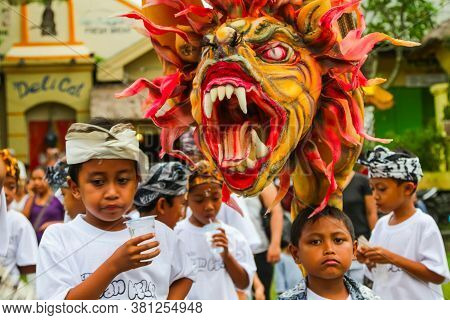 Ubud, Bali - March 04, 2011: Ogoh-ogoh Statues At The Ngrupuk Parade In Bali Island In Indonesia