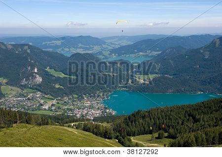Gleitschirmfliegen in den Alpen