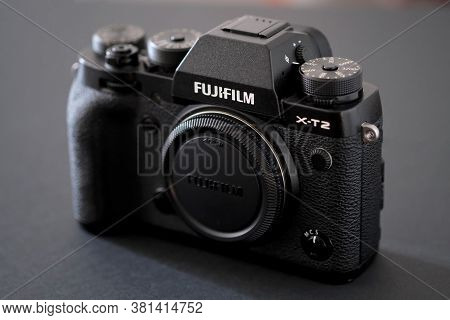 June 25, 2020: Close Up View Fujifilm X-t2 Dslr-style Weather-resistant Mirrorless Camera