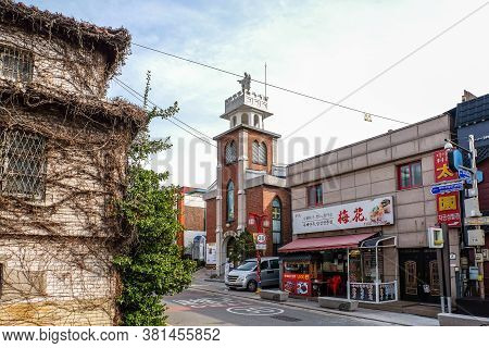 Chinatown, Incheon, South Korea - April 11, 2019: Incheon's Chinatown, The Largest Chinatown In Sout
