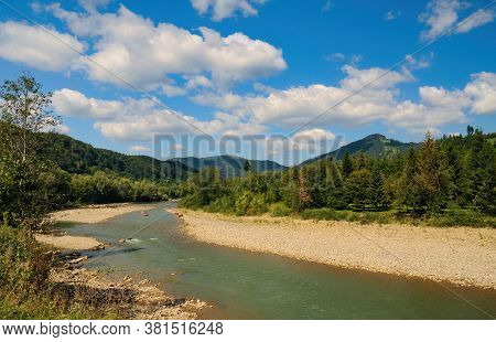 Prut River In Vyzhnytsia National Nature Park At Sunny Summer Day