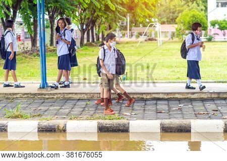 Kanchanaburi,thailand-july 2,2020:thai Students Wear Various Medical Masks To Prevent Themselves Fro