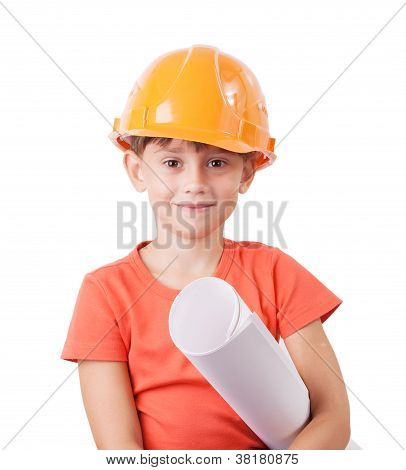 Bambino nel casco per l'edilizia