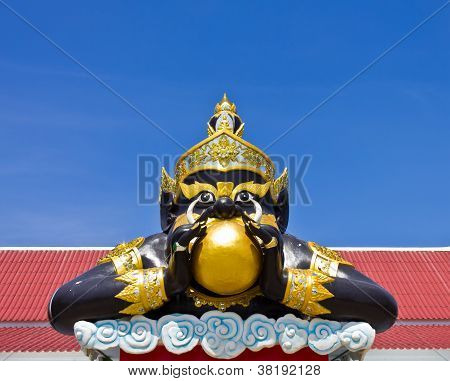 Statua di Phra Rahu
