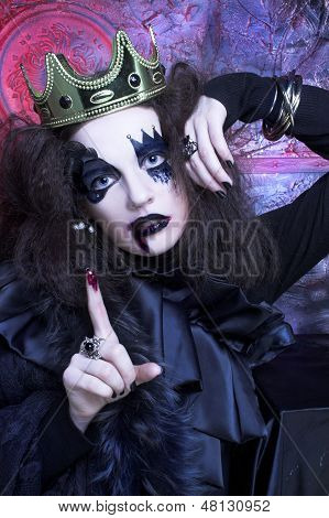 Mad queen.