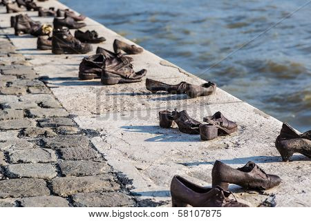 Shoes On The Danube, A Monument To Hungarian Jews Shot In The Second World War