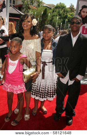 Niecy Nash and family at the Los Angeles premiere of 