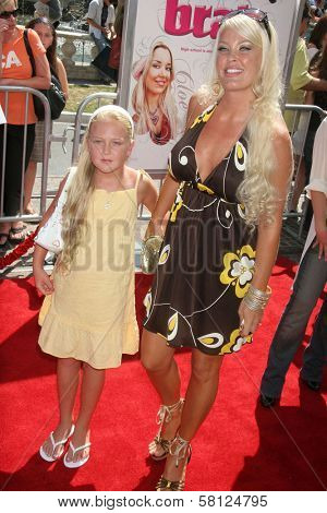 Genevieve Chappell and daughter at the Los Angeles premiere of 