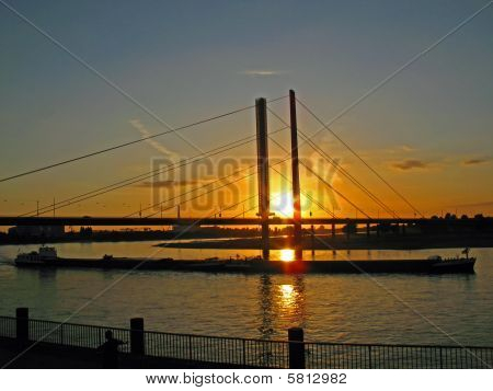 Tramonto sul Reno