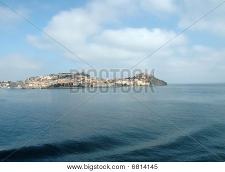 Vue du port Ferraio