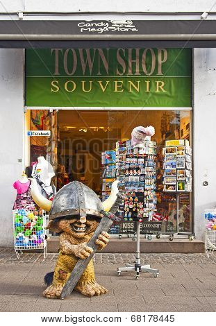 Souvenir shop