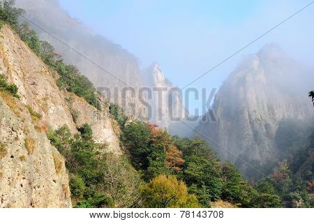 Yandangshan Mountains