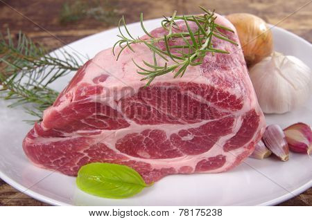 Neck With Rosemary And Basil