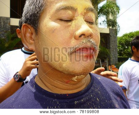 painting the face at outbond games