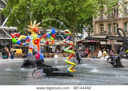 Fountain Near Centre Pompidou With Modern Art In Paris