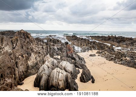 Sharpen rocks in the wild Australian coastline
